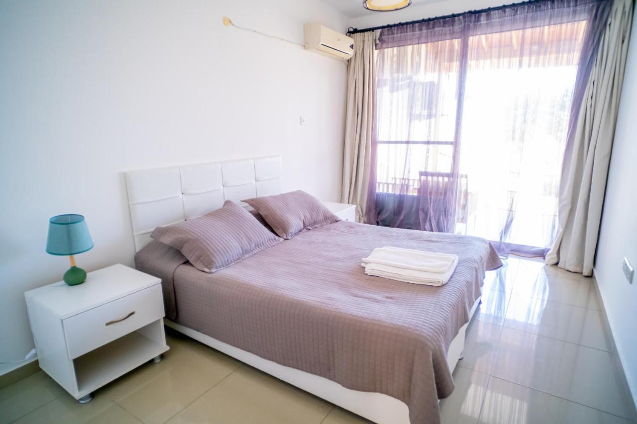Spacious Three-Bedroom Apartment With Sea View A3 Kyrenia  Exterior photo
